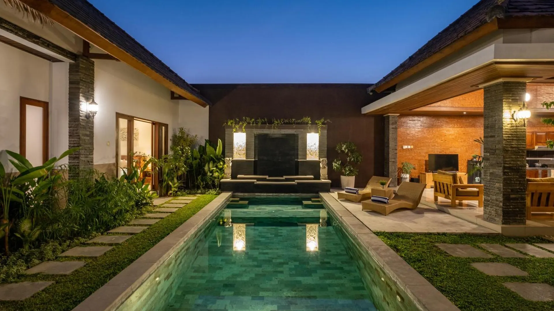 Villa Lapiz Seminyak