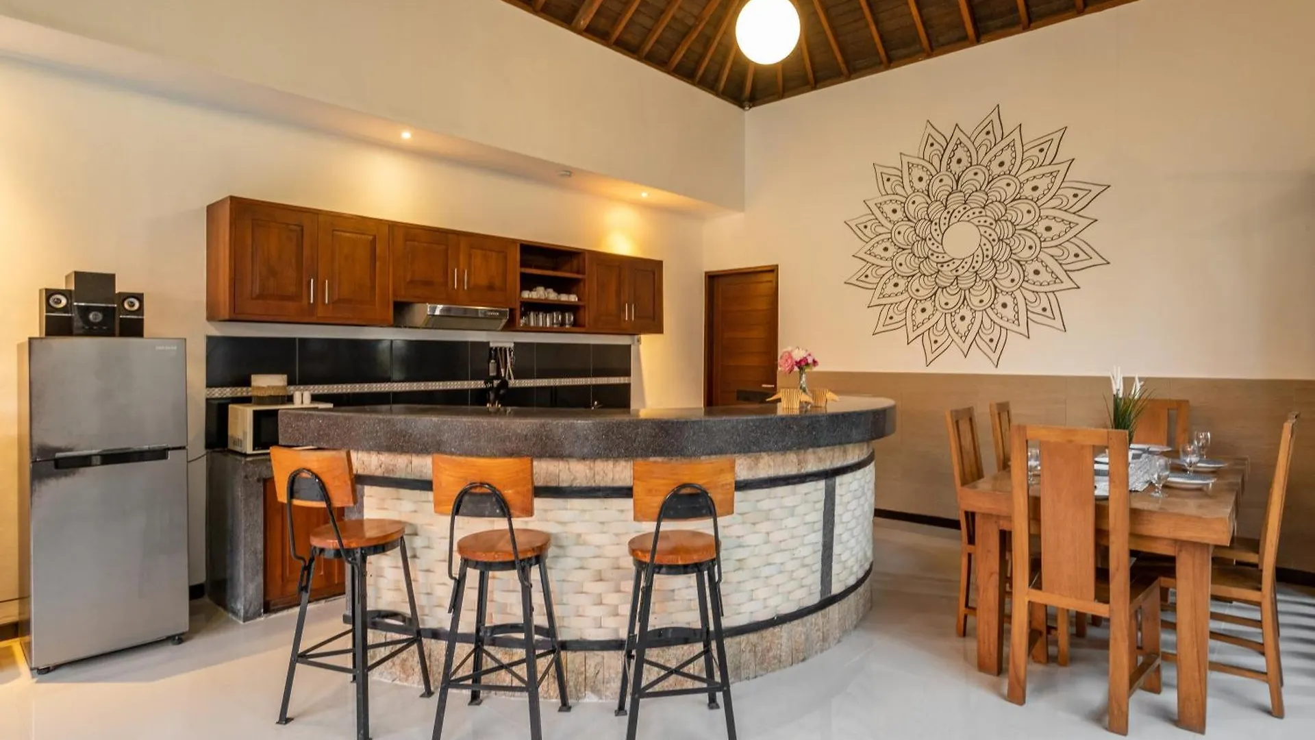 Villa Lapiz Seminyak  Indonesia