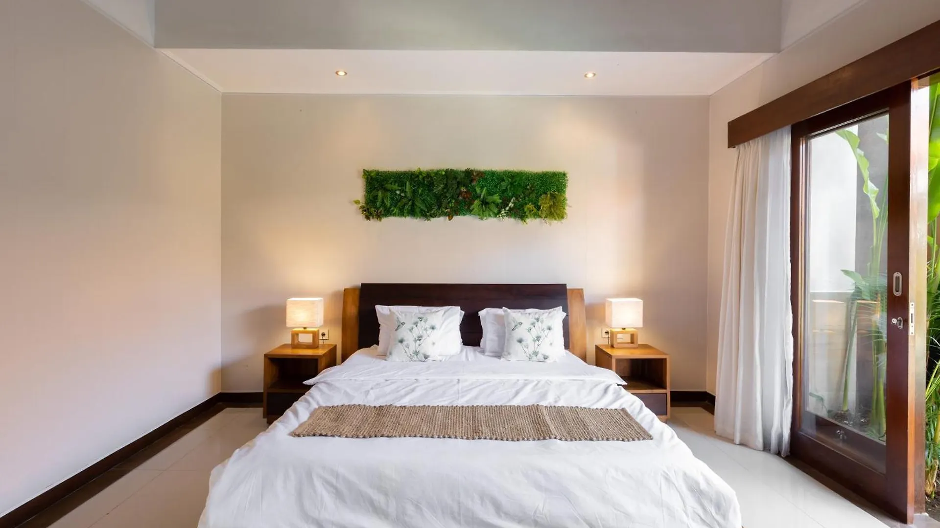 Villa Lapiz Seminyak  Indonesia