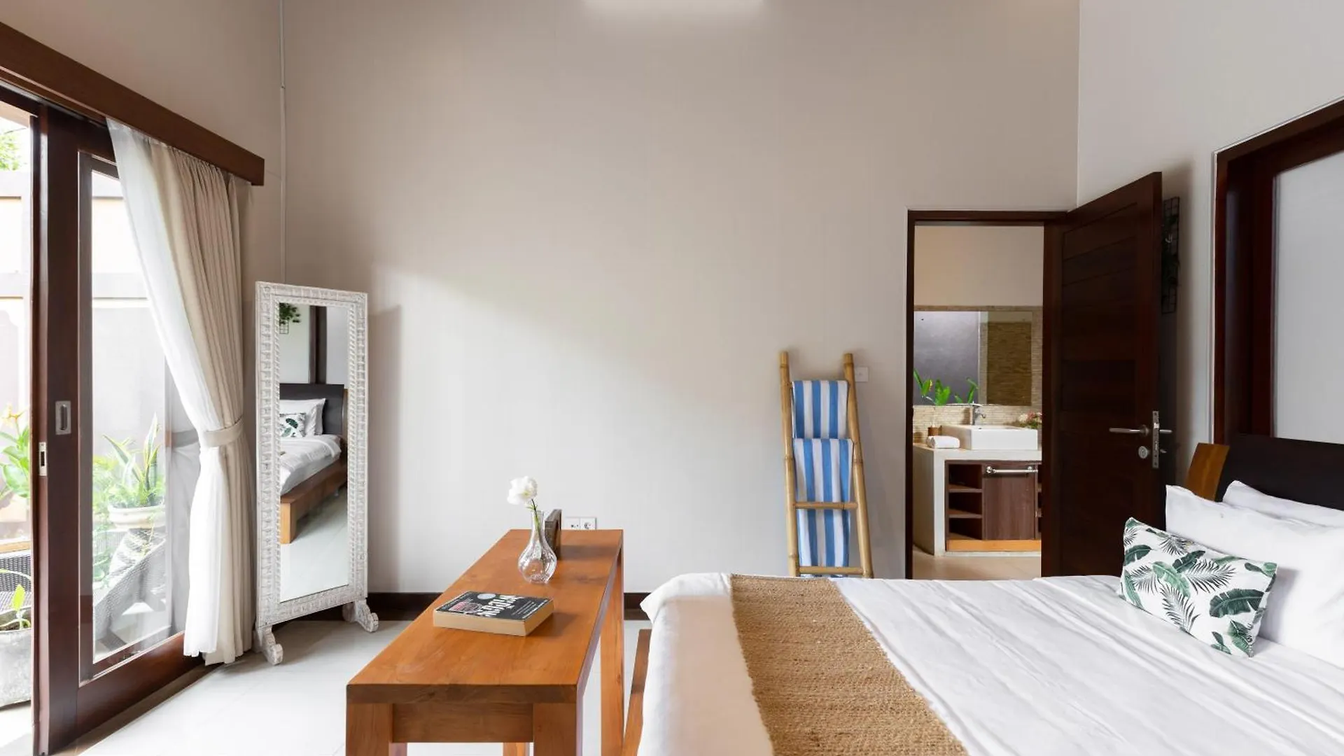Villa Lapiz Seminyak